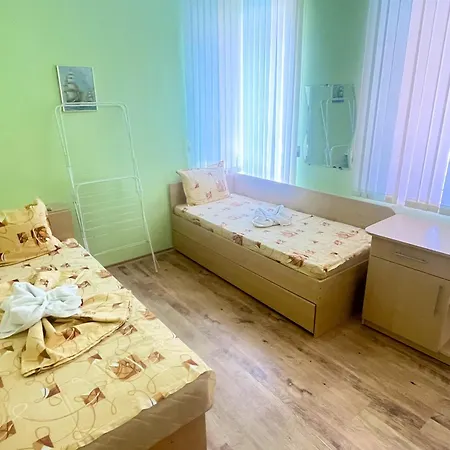 Holidaystay Sunny Two-bedroom Darius Apartment *