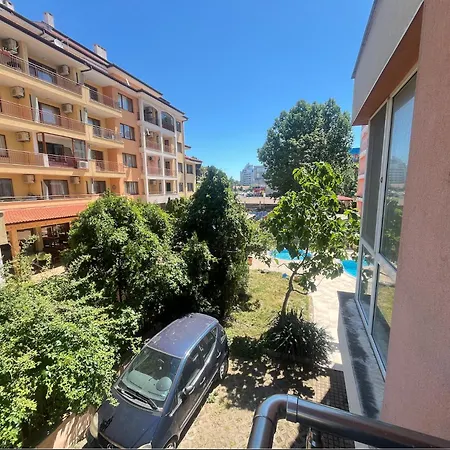 Apartment Holidaystay Sunny Two-bedroom Darius